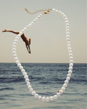 <p>L'été <em>est plus beau</em> en perles</p>